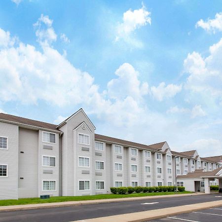 فندق ميكروتل إن آند سويتس باي ويندهام مطار بطرسبرج Robinson Township المظهر الخارجي الصورة